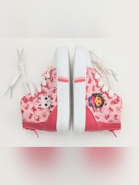 NWOT Gabby's Dollhouse Kid's (Size 8) Slide-On Hightop Sneakers/Running Shoes